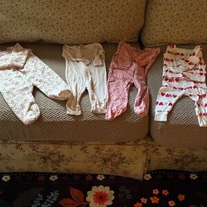 Bundle of baby girl clothes 6 to 9 months